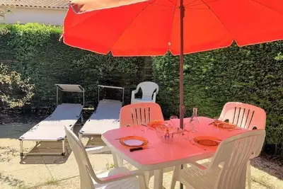 Image de La Palmyre - Le Hameau de Talaris - Piscine Collective - Villa classée 1 étoile