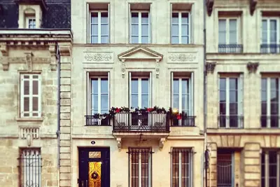 Image de Bel immeuble 250m2 + cour en hyper-centre de Bordeaux