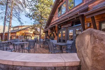 Image de Sunriver Cozy Cabin-Private Hot Tub & Sharc Passes