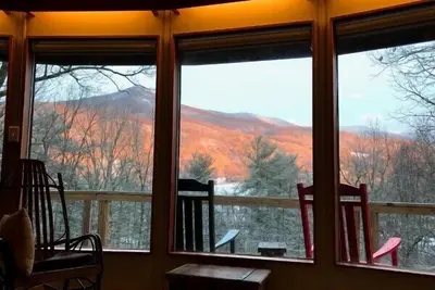 Image de Private cabin with Views For Days!