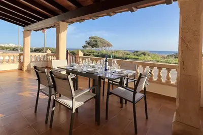 Image de Vacation home with sea view. Private parking