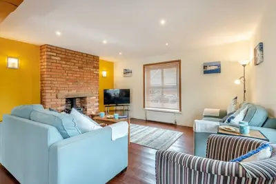 Image de North Cliff View - Trois Chambres Maison, Couchages 5