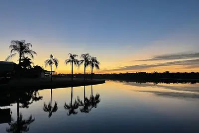 Image de Magnificent Canal Front Home with Heated Pool and Gulf Access
