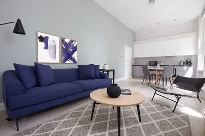 Image de 1vh sleeps 4 Virginia House - Stylishly Bloomsbury