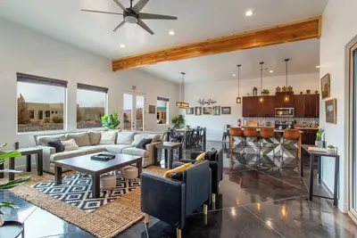 Image de Desert Views & Open Spaces at Adventure