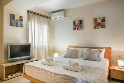 Image de Night Flower - Deux Chambres Appartement, Couchages 4