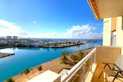 Image de Two-bedroom with views over the Estacio Canal and Tomas Maestre Marina