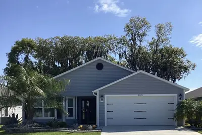 Image de Beautifully Decorated 3 Bdrm 2 Bath w\/ Gas Golf Cart, Bbq & Bicycles! !
