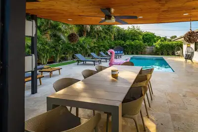 Image de Lovely Villa w\/a Chill Covered Terrace+Grill & Cool Games