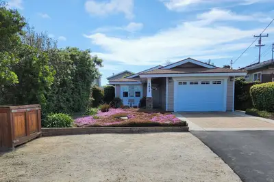 Image de California Craftsman beach cottage!