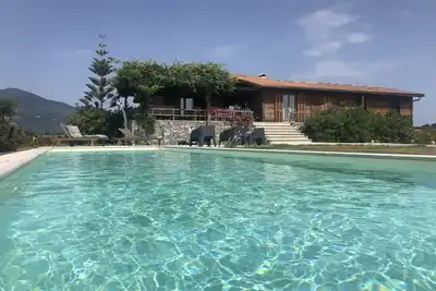 Image de villa au calme vue mer 5 chambre 10 personne 4 Sdb libre  à partir du 13 août<br><br><br>