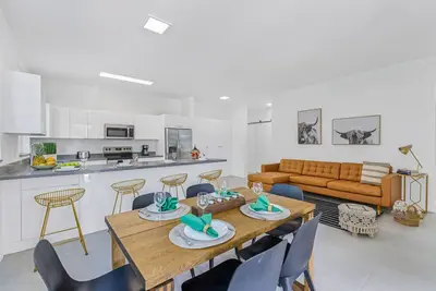 Image de Up To 16 Guests! Modern House Near Wynwood