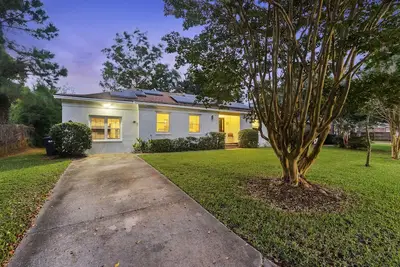 Image de Private Home Near Beaches and Downtown Charleston! Pet friendly! Sleeps 10
