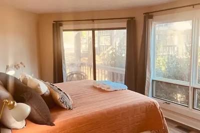 Image de Comfy & Charming 2br/2ba Condo with Golf View