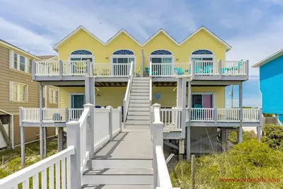 Image de 2 Blue Flamingos - 4br Oceanfront 1/2 Duplex - Great Views!
