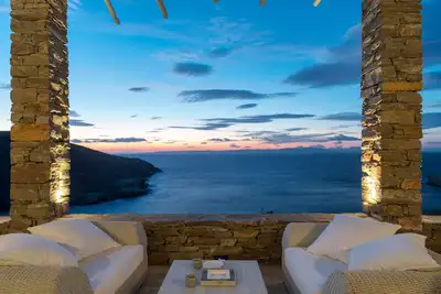 Image de Α luxuriously appointed villa for a perfectly relaxing and rejuvenating stay!