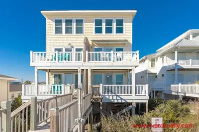 Image de Vitamin Sea - Oceanfront, 5 Br Home in Surf City - Elevator!