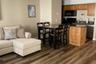Image de Renovated Condo, Mountain Bike right from the door to the Kingdom Trail system.