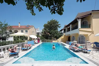 Image de Andreas Complex Two Bedroom Apartment