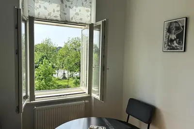 Image de Modern, light-flooded apartment directly on the Augarten