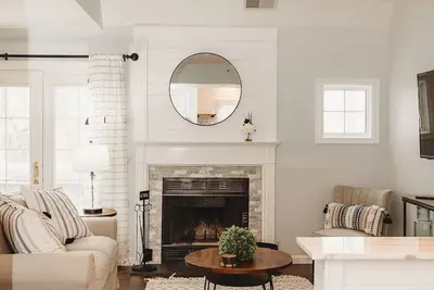 Image de Relaxing and Cozy Villa at the Norwich Inn and Spa