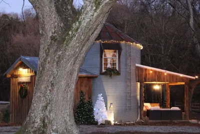 Image de The Farmhouse Grain Bin at Goose Creek Farm in Cornersville Tn