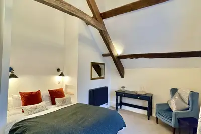 Image de Cottage-Douche-Vue sur la campagne-Slowley Farm Cottage
