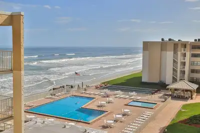 Image de Beautiful 2/2 Direct Oceanfront Condo with Ocean View