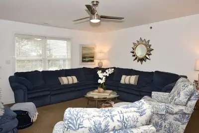 Image de Ocean Views! Downtown Dewey Beach Condo 4br Sleeps10