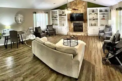 Image de Home Sweet Home Near Atl W/Firepit /Bbq Grill
