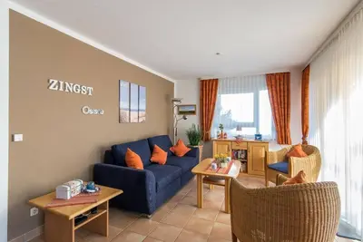 Image de Bright, comfortably furnished apartment directly on the dike and beach! - Residence