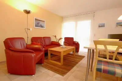 Image de High-quality furnished vacation apartment directly on the Baltic Sea beach! - Residence at