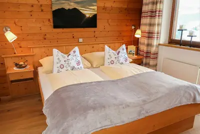 Image de Joli appartement pour 2 personnes avec Wifi, Tv, patio et parking