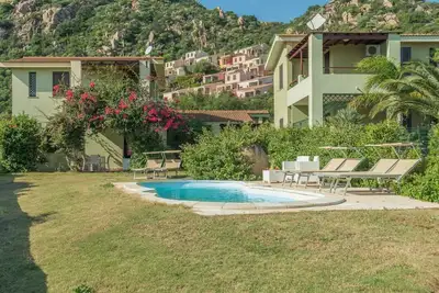 Image de Joli appartement pour 4 personnes avec climatisation, piscine, terrasse, animaux admis et parking