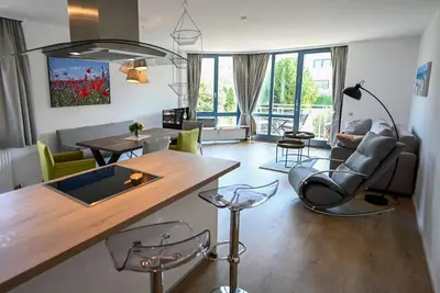 Image de Beach house villa - Sea of lights 2. 0 - \"Beach house villa - Sea of lights 2. 0\"