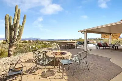 Image de Fountain Hills 4 Bdrm w/Breathtaking Views & Pool!