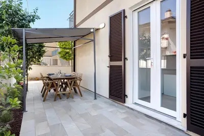 Appartement 1 proche plage avec Wi-Fi et jardin