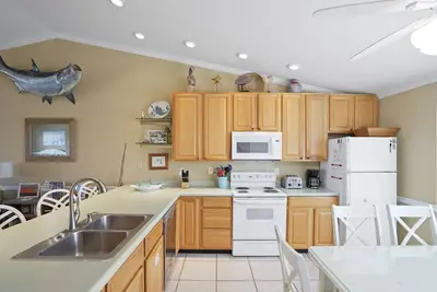 Image de A Great Place To Beach-Sea Cliffs, Great views, Elevator, Community pool, Sleeps