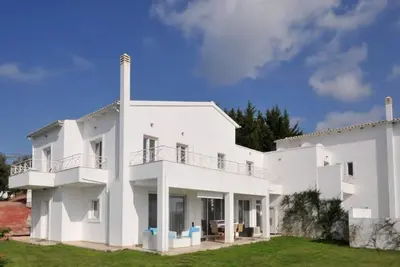 Image de Fantastic Sea & Town View Villa