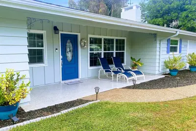 Image de Coral Skies Over Siesta Key - Huge Fenced Yard!