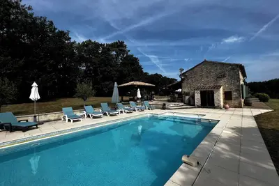 Image de Luxury House with private pool - stunning outdoor space with views
