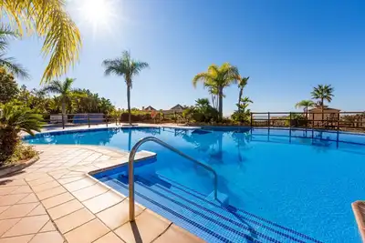 Image de Resort Mediterra - Exclusive 2 bedroom apartment