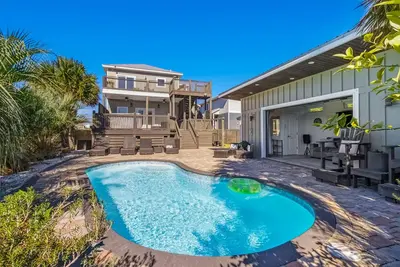 Image de Ocean-View Home with Private Pool, Hot Tub, & Pool House - Steps From Beach