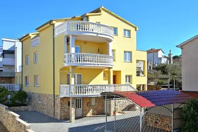 Image de Appartement de vacances Murter (Ort) pour 1 - 4 personnes avec 2 chambres à coucher - Appartement de