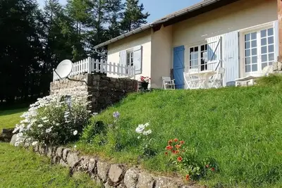 Image de Villa spacieuse avec grand terrain et superbe vue