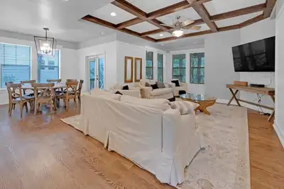 Image de Luxury Seacrest Beach Home - Community Pool / Deeded Beach Access!