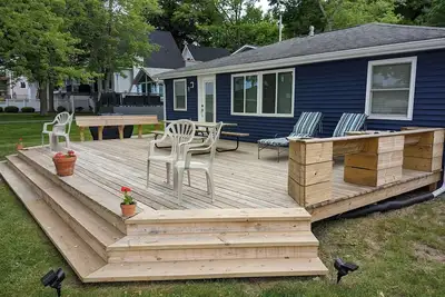 Image de Newly remolded Diamond Lake Cottage with Pontoon Boat Available!