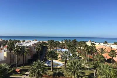 Image de Impressive duplex with sea views on the beach front, 1 minute away from beach