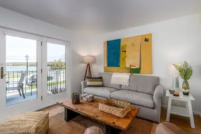 Image de Fish Creek Beach House, Westview: 2 Bed, 2 Bath