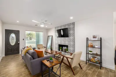 Image de Cozy Desert Getaway at the Base of a Mountain in the Heart of Phoenix